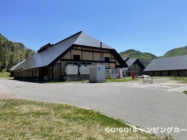 道の駅 からむし織の里しょうわ 車中泊 レビュー 実際に泊まってみた感想 評価 ブログ トイレ 気温 駐車場 騒音