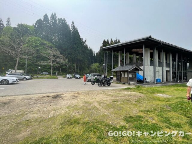 道の駅 尾瀬街道みしま宿 車中泊 レビュー 実際に泊まってみた感想 評価 ブログ トイレ 駐車場 騒音 福島県 会津