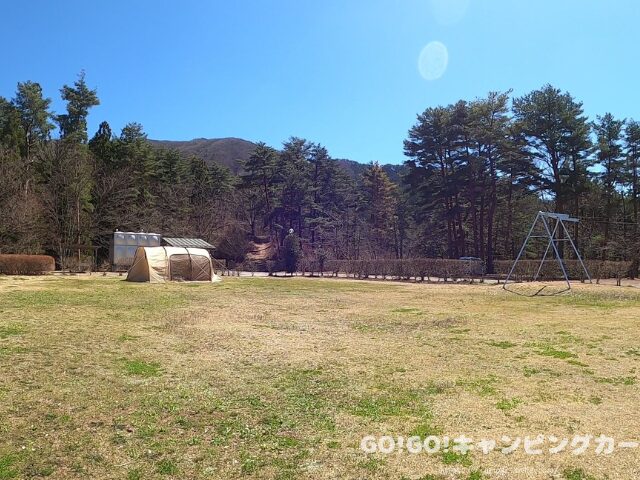 キャンプ場 景色
開放感のあるキャンプ場
自然公園 雰囲気
芝生サイト 風景
福島 キャンプ場 景観
