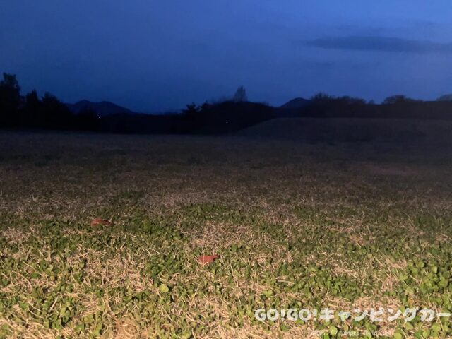 前が岳アウトドアパーク 松林サイト
前が岳アウトドアパーク 夜 松林サイト
前が岳アウトドアパーク 野生動物
キャンプ場 夜 山
福島 林間サイト
